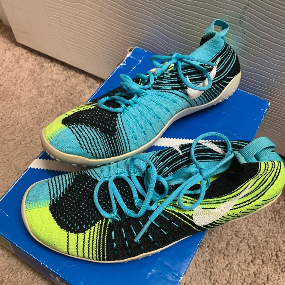 Nike Womens Hyperfeel Cross Elite